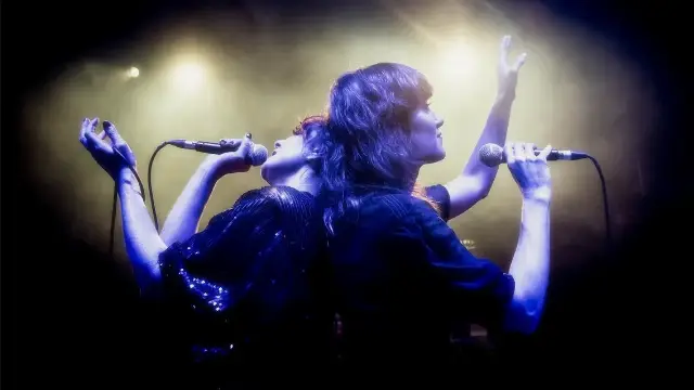 Nouvelle Vague — performer image