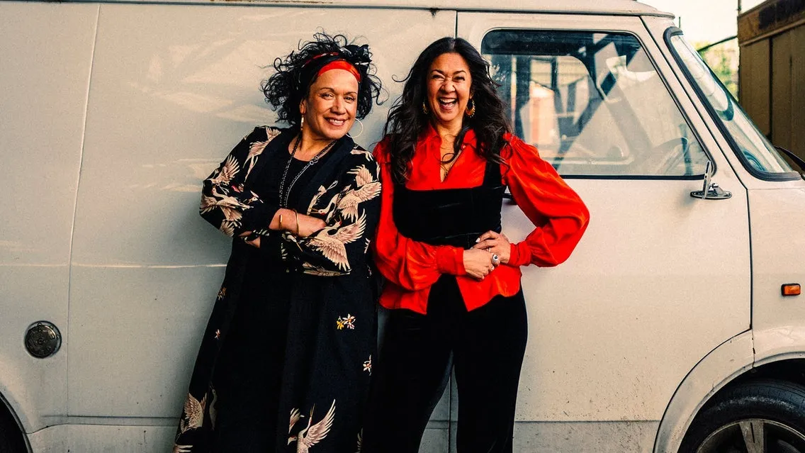 Vika & Linda — performer image