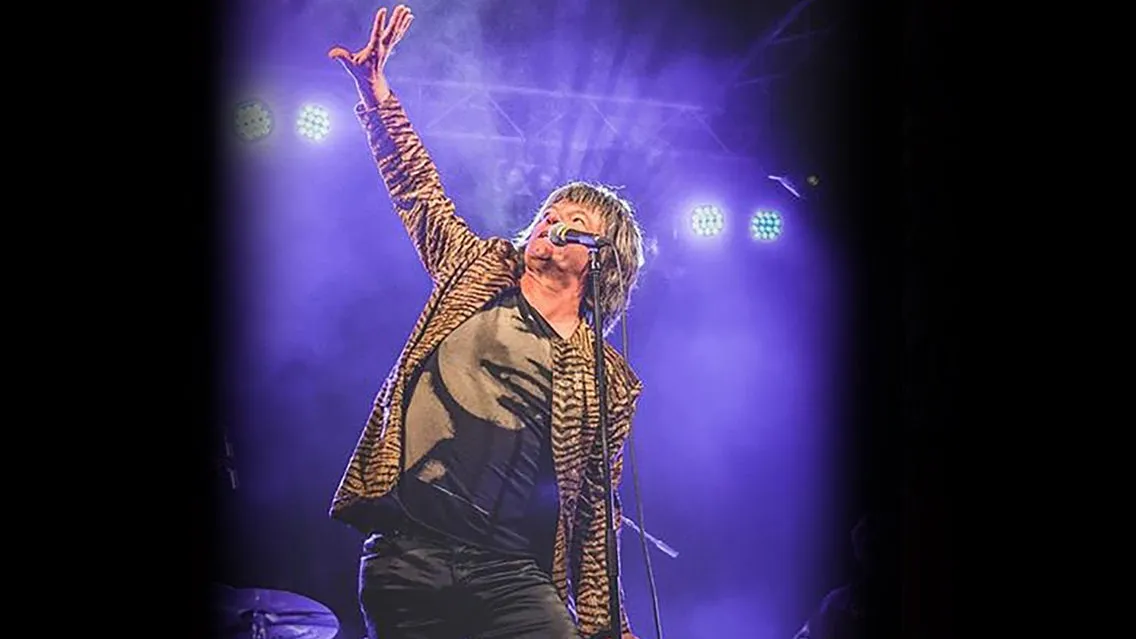 Bouldou, Mona Murray & Sticky Fingers play The Stones & Tina Turner